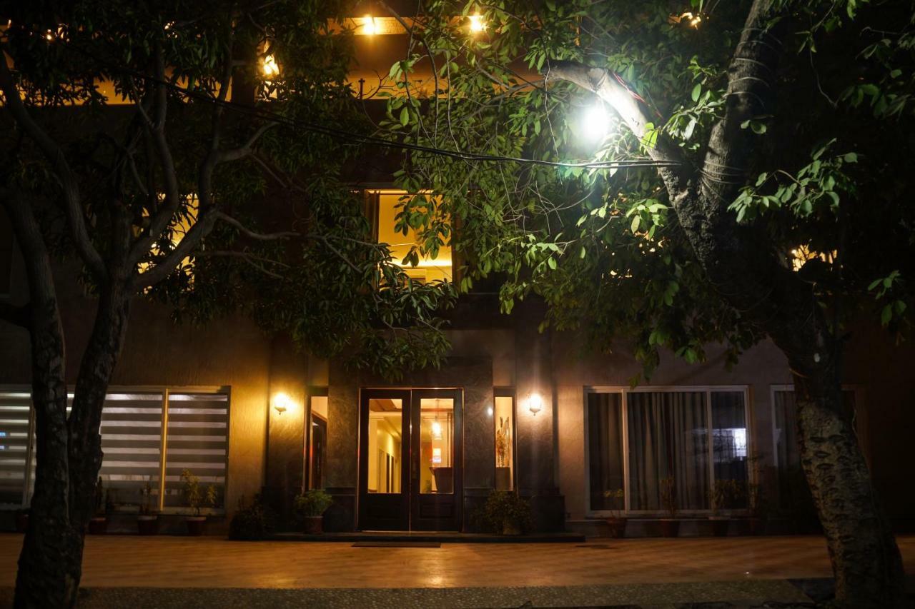 City View Hotel & Restaurant Lahor Kültér fotó