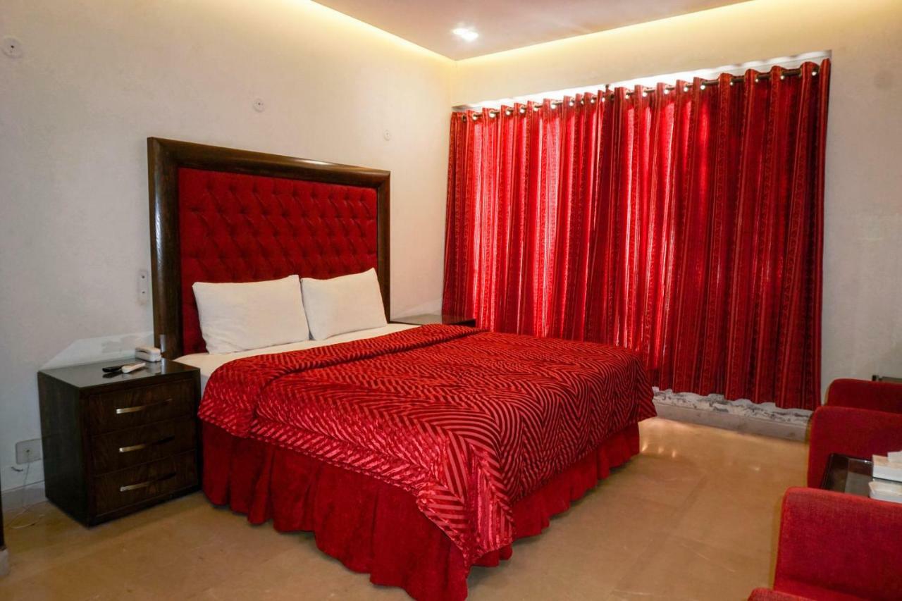 City View Hotel & Restaurant Lahor Kültér fotó