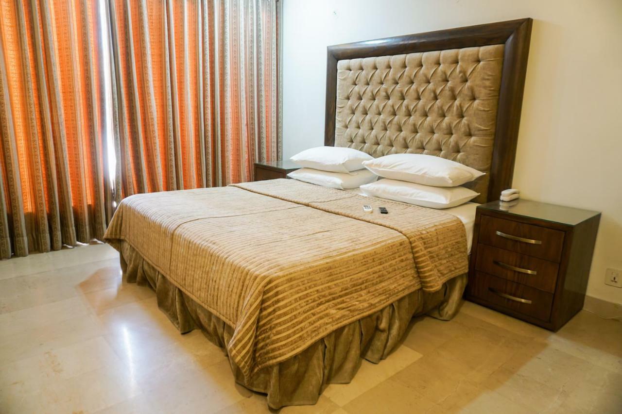 City View Hotel & Restaurant Lahor Kültér fotó